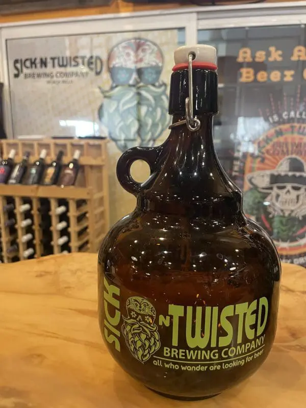 64oz Glass Growler With Handle